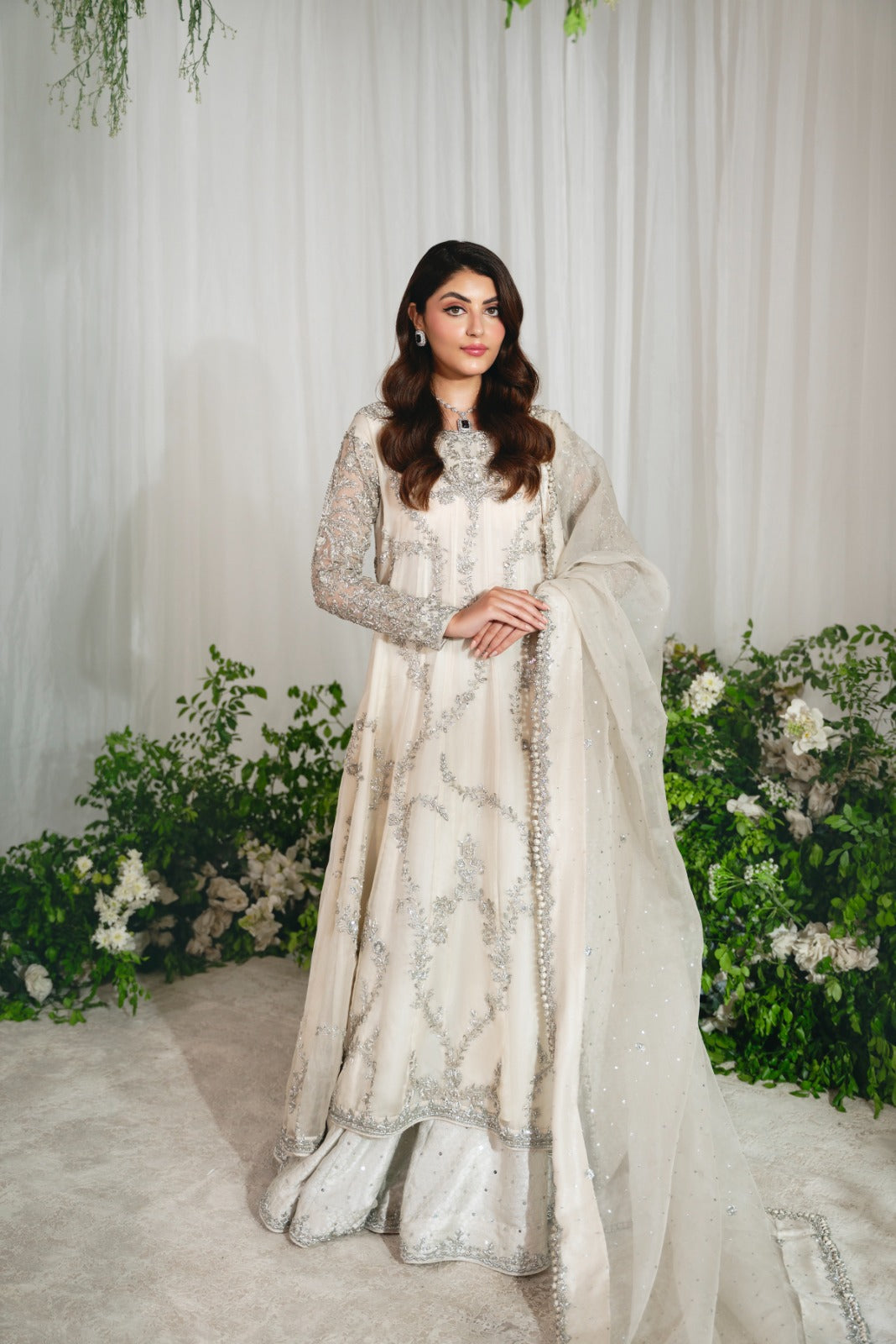 Pakistani Ivory Silver Ada Work Pure Tissue Kalidaar (3-Piece) - Image 5