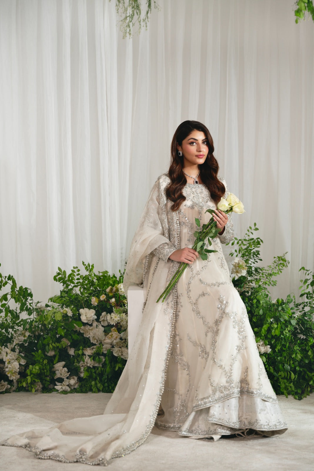 Pakistani Ivory Silver Ada Work Pure Tissue Kalidaar (3-Piece) - Image 9