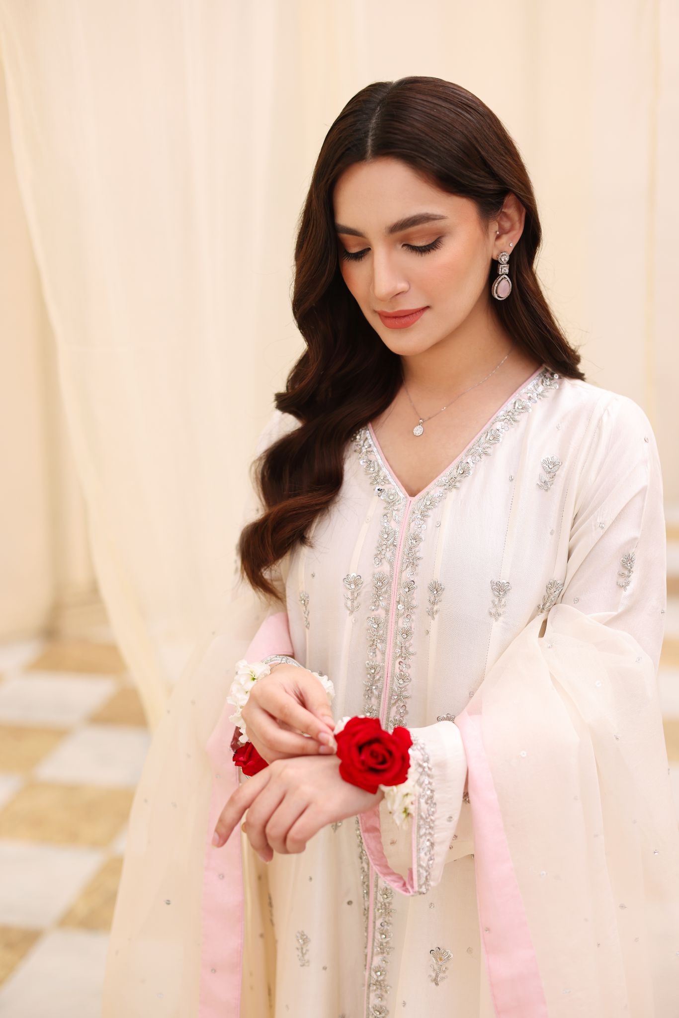 Pakistani Ivory Zardozi Raw Silk Kalidaar Dress (3-Piece) - Image 3