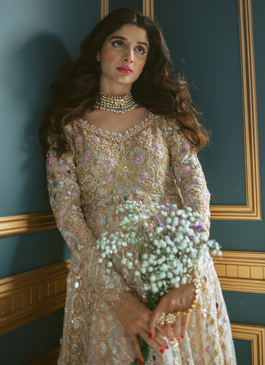 Pakistani Ivory Gold Embroidered Tissue Kalidaar Maxi (2-Piece) - Image 5