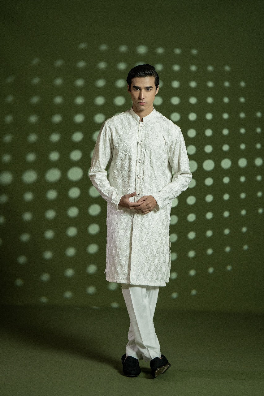 Off-White Embroidered Blended Fabric Kurta Set (2-Piece) - Image 1
