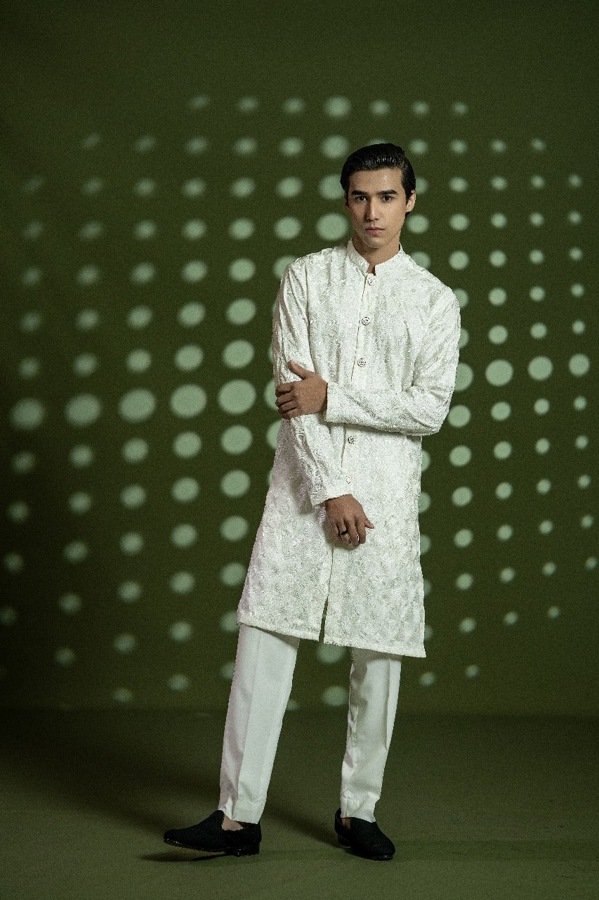 Off-White Embroidered Blended Fabric Kurta Set (2-Piece) - Image 6