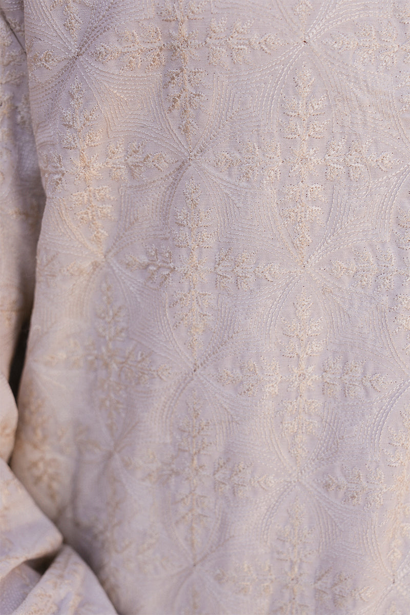 Ivory White Embroidered Cotton-Silk Kurta Pajama (2-Piece) - Image 4