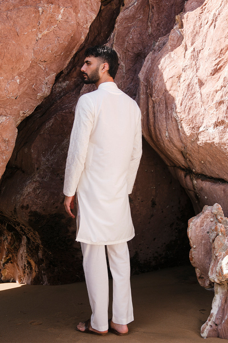 Ivory White Embroidered Cotton-Silk Kurta Pajama (2-Piece) - Image 6
