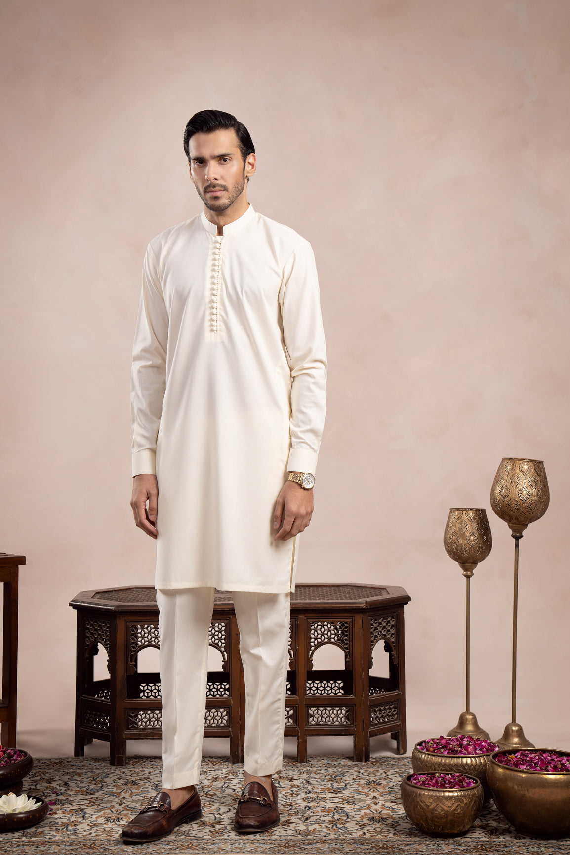 Bosky White Blended Kurta Pajama (2-Piece) - Image 1