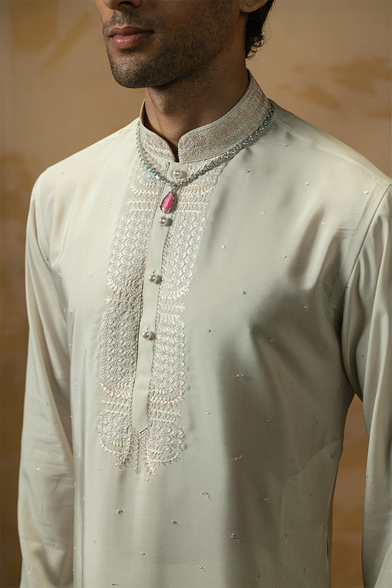 Ivory Embroidered Blended Silk Kurta Pajama (2-Piece) - Image 4
