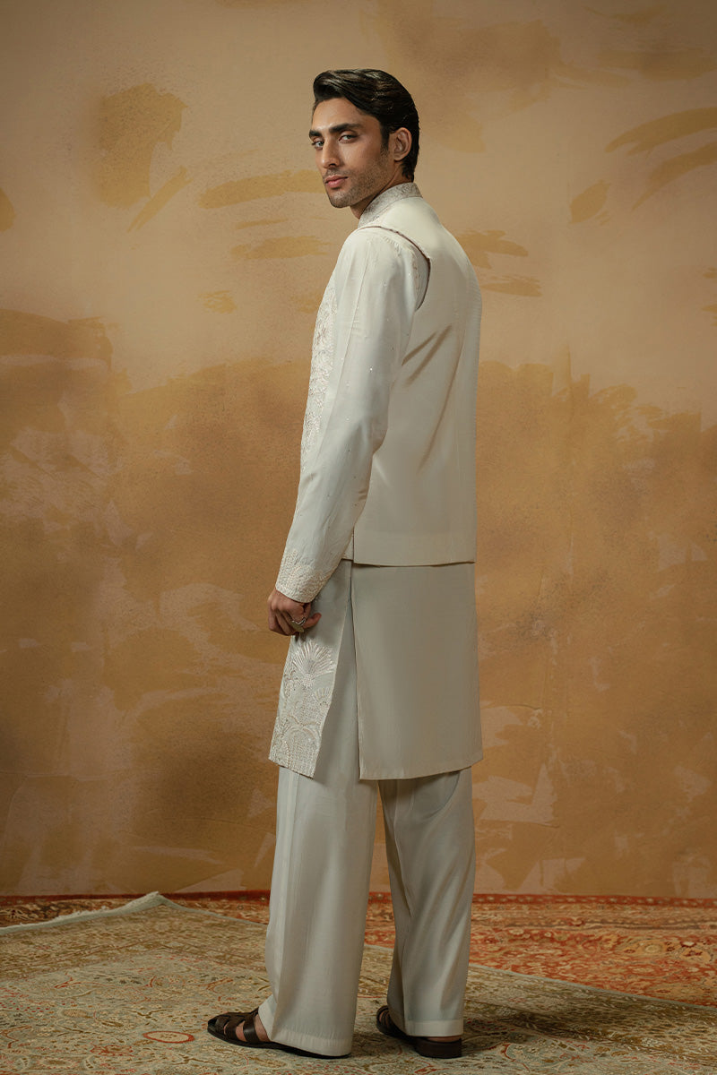 Ivory Embroidered Blended Silk Kurta Pajama (2-Piece) - Image 8