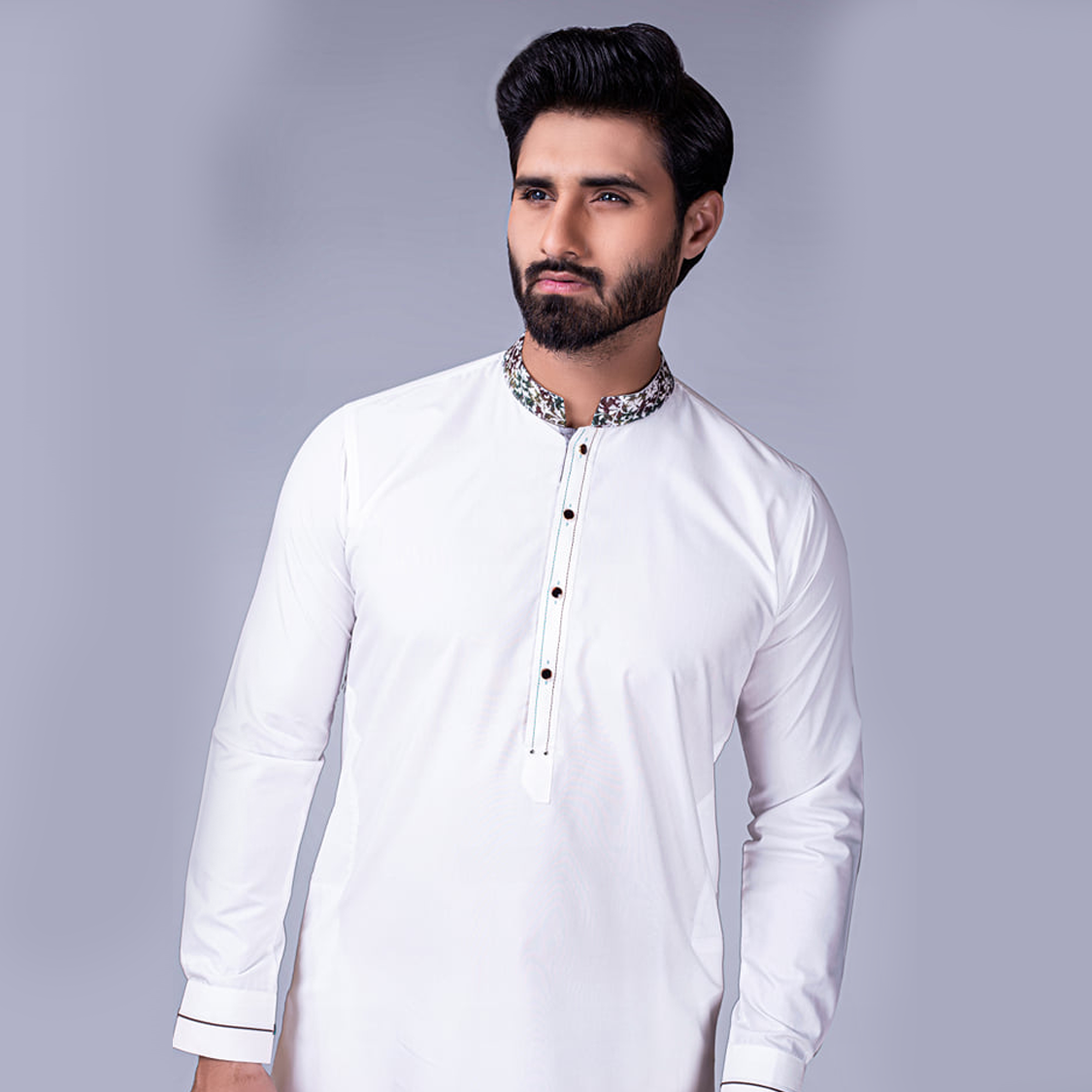 Off-White Embroidered Cotton Kurta Pajama (2-Piece) - Image 1