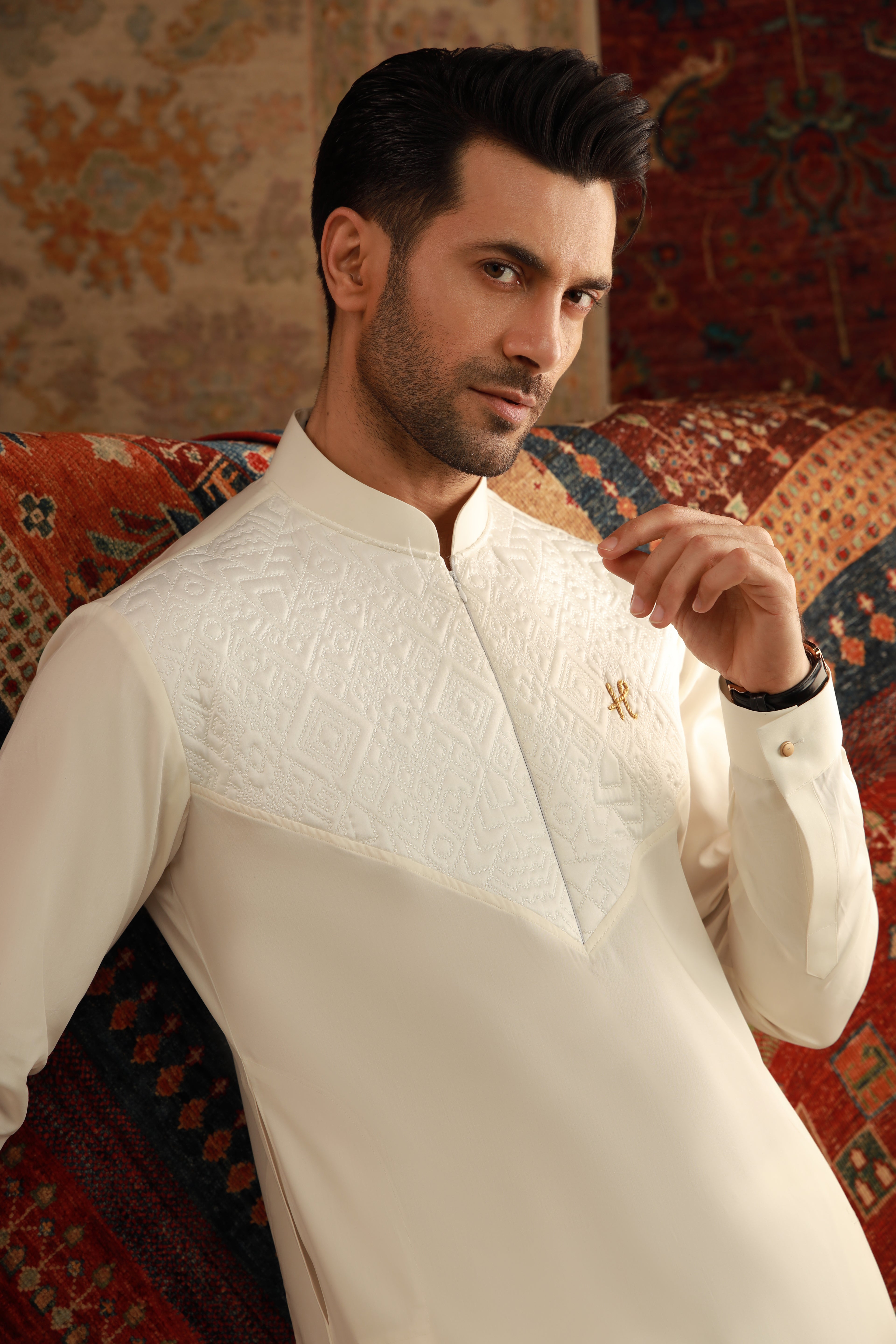 Off-White Self-Pattern Cotton-Silk Kurta Pajama (2-Piece) - Image 4