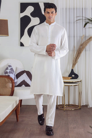 Off-White Tonal Embroidered Cotton Kurta Pajama (2-Piece) - Image 4