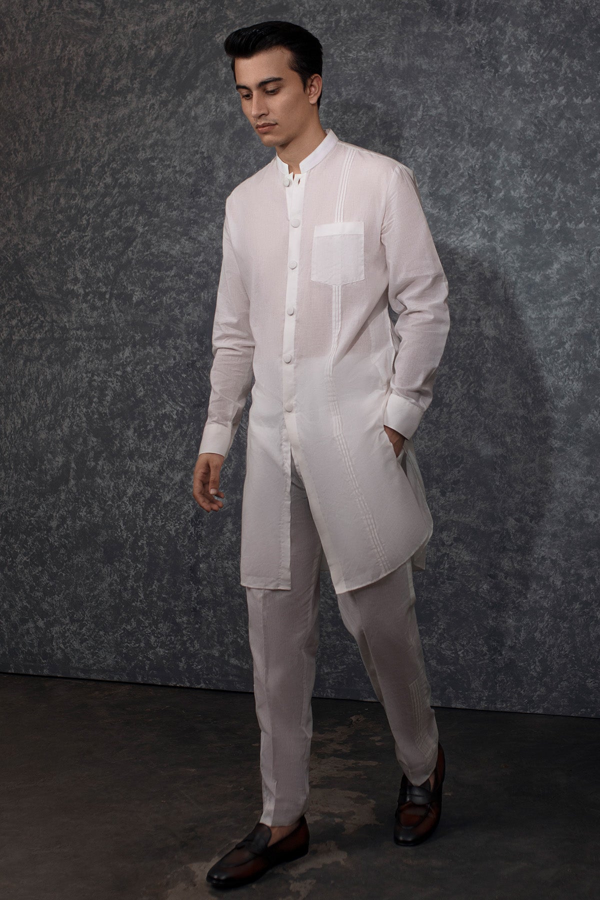 Off-White Textured Cotton Kurta Pajama (2-Piece) - Image 1