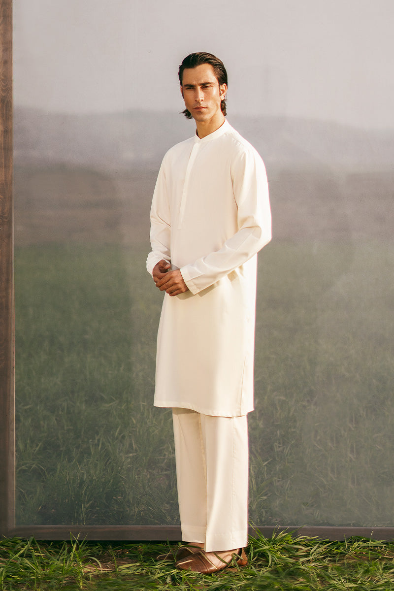 Off-White Premium Cotton Kurta Pajama (2-Piece) - Image 1