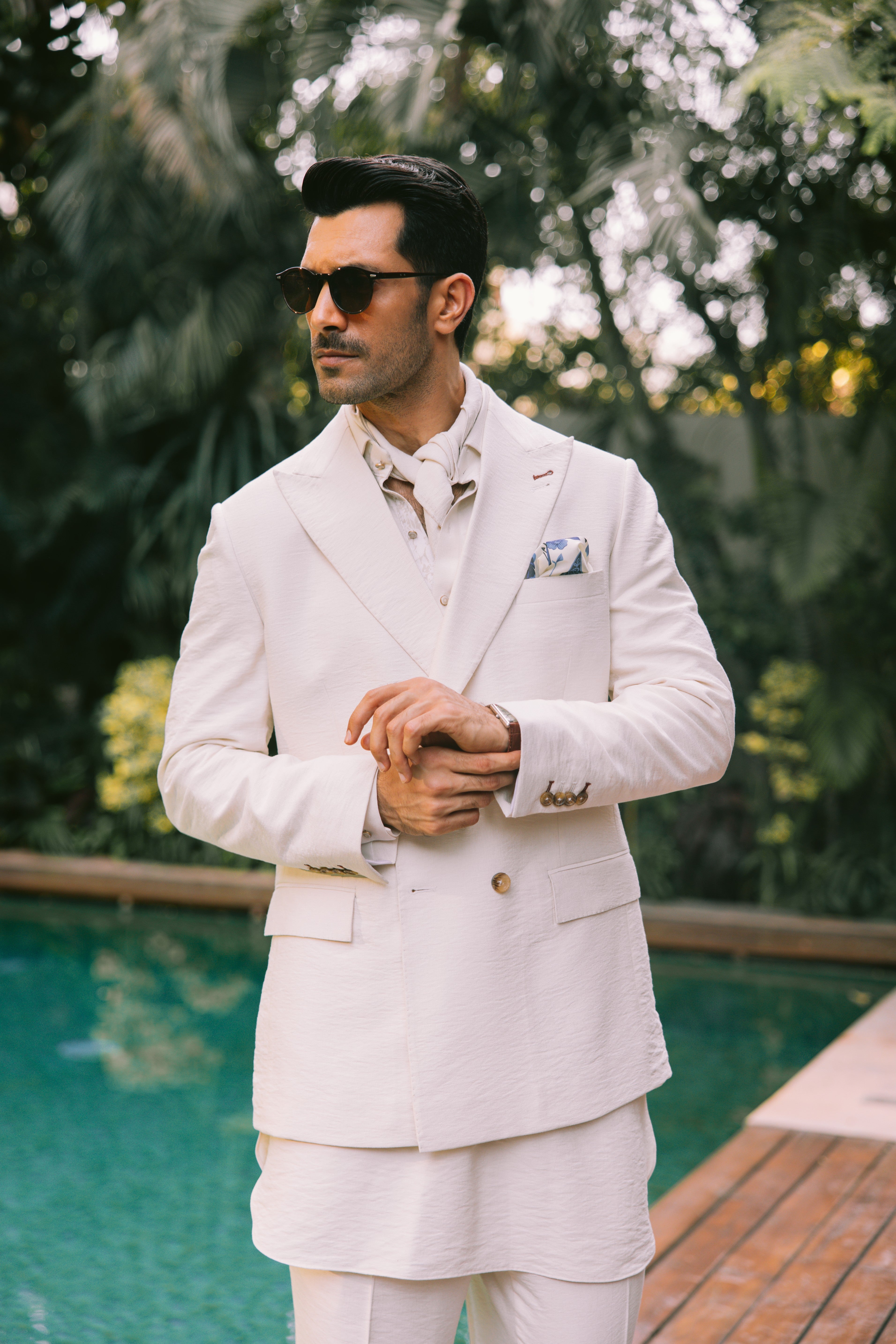 Ivory Linen Kurta Pajama (2-Piece) - Image 5