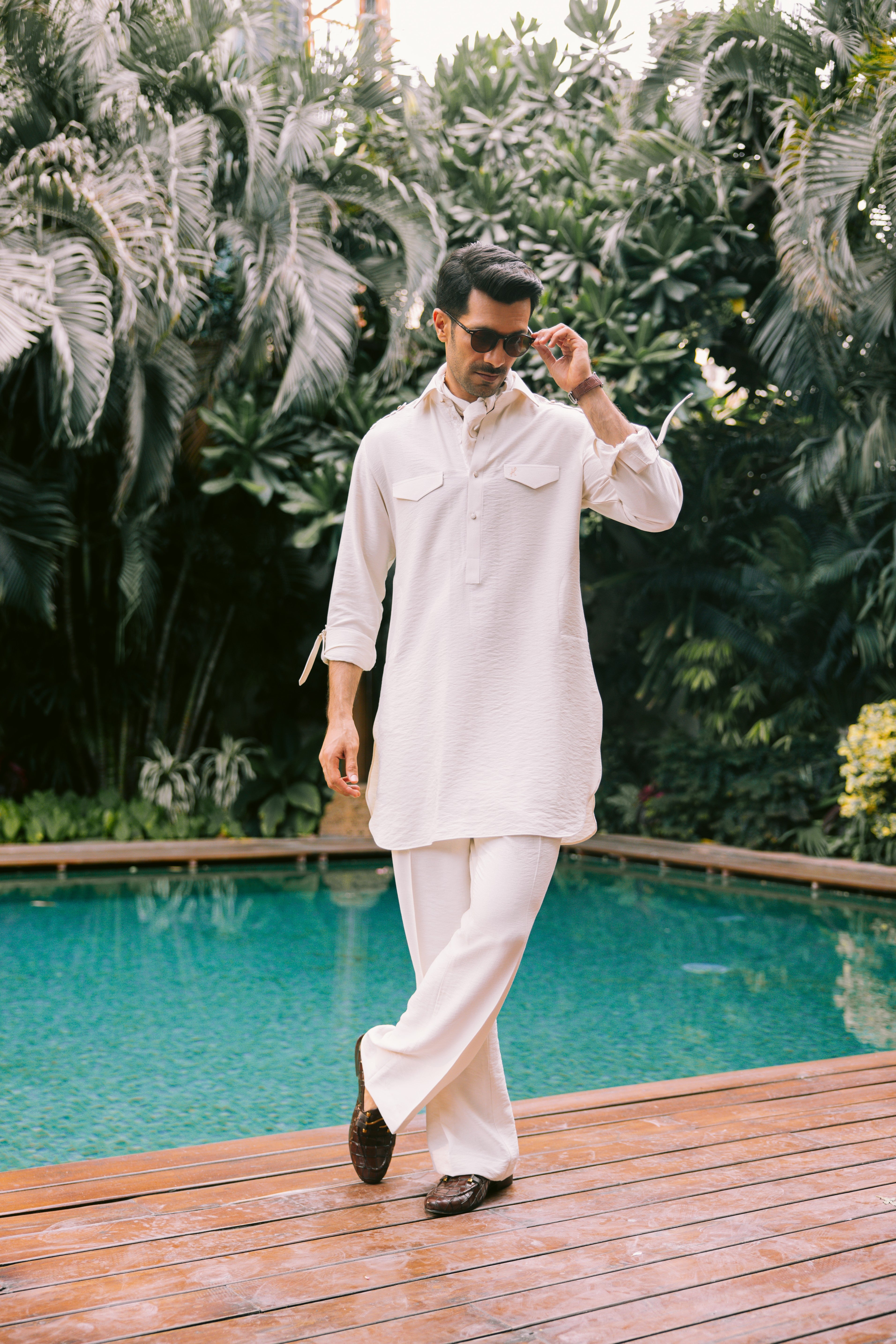 Ivory Linen Kurta Pajama (2-Piece) - Image 6