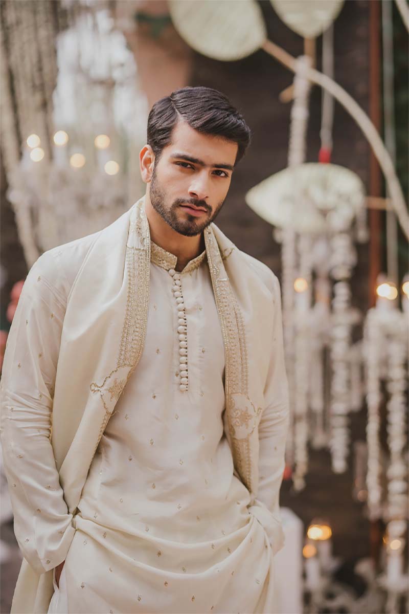 Off-White Embroidered Raw Silk Kurta Set (3-Piece) - Image 6