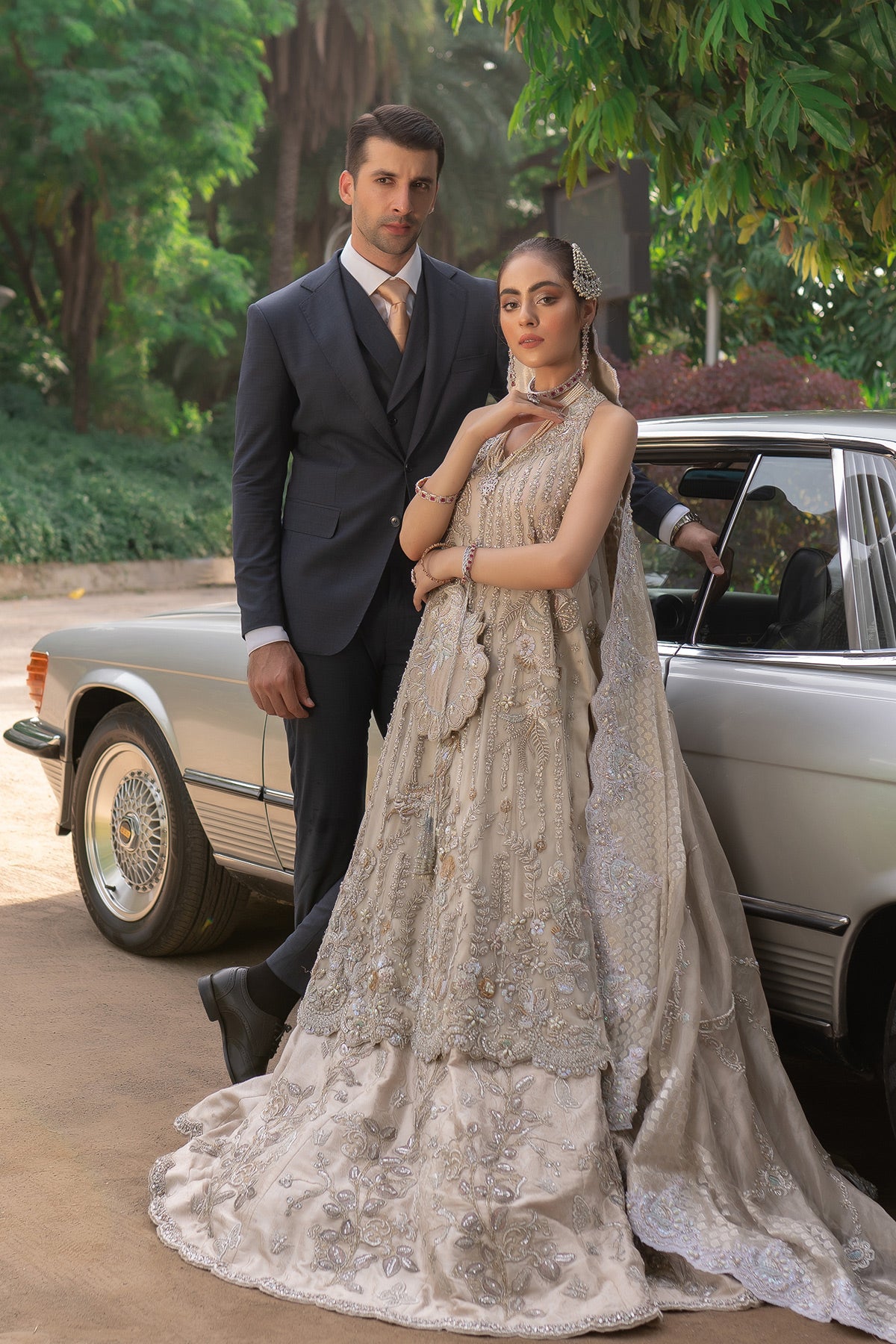 Indian Ivory Hand-Embellished Brocade Lehenga (3-Piece) - Image 4