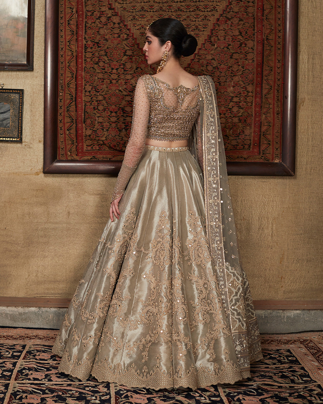 Pakistani Ivory Embroidered Chiffon Choli with Tissue Lehenga (3-Piece) - Image 3