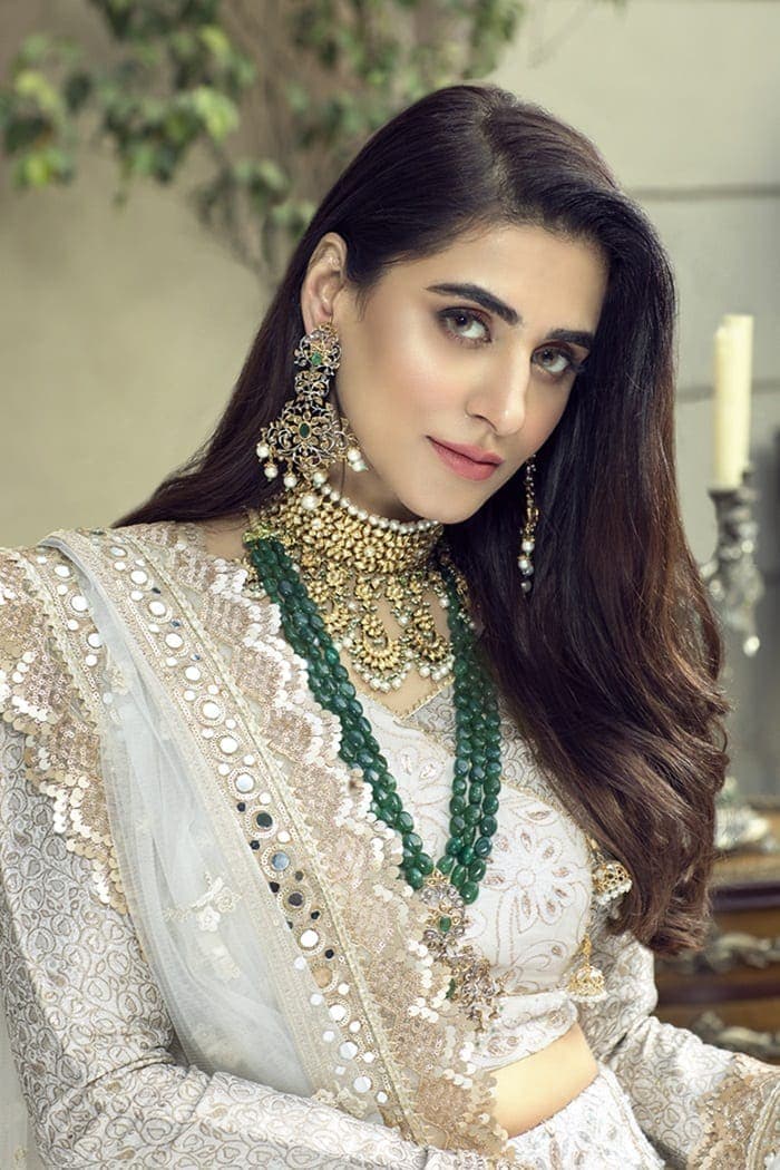 Pakistani Ivory Chikankari Mirror Work Bridal Lehenga (3-Piece) - Image 3