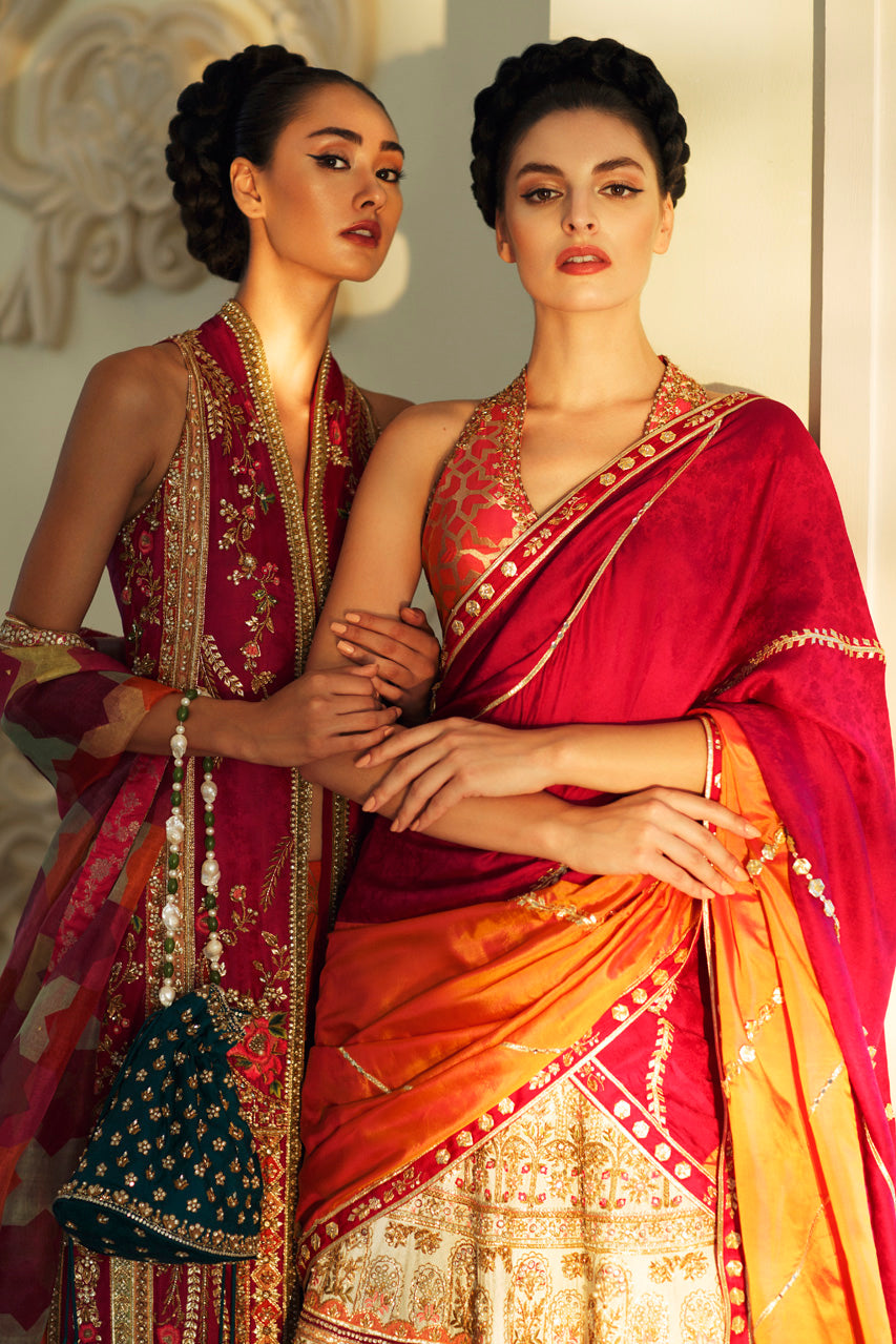 Ivory Zardozi Jamawar Bridal Lehenga (3-Piece) - Image 3