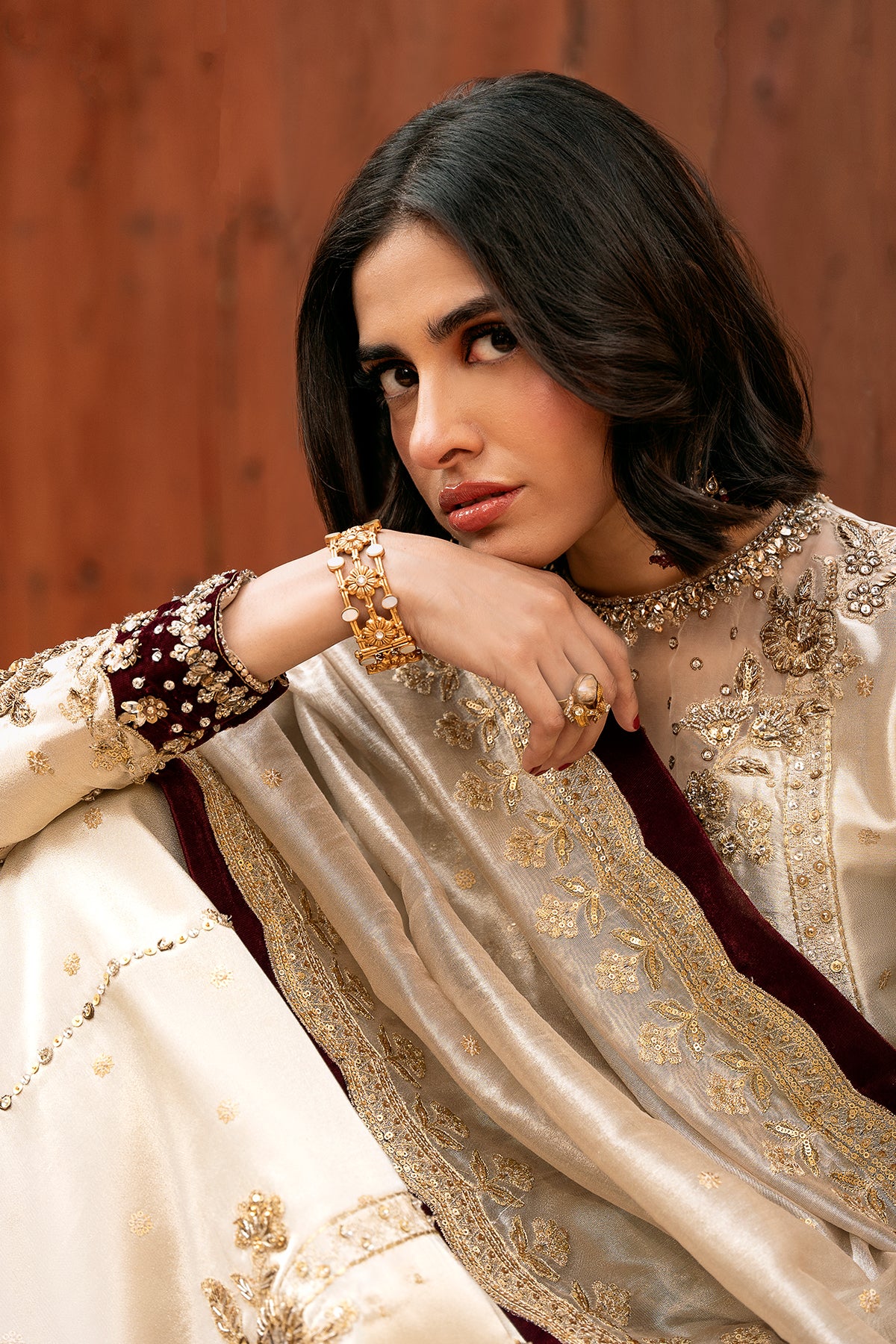 Pakistani Ivory Zardozi Masoori & Velvet Jamawar Lehenga (3-Piece) - Image 7