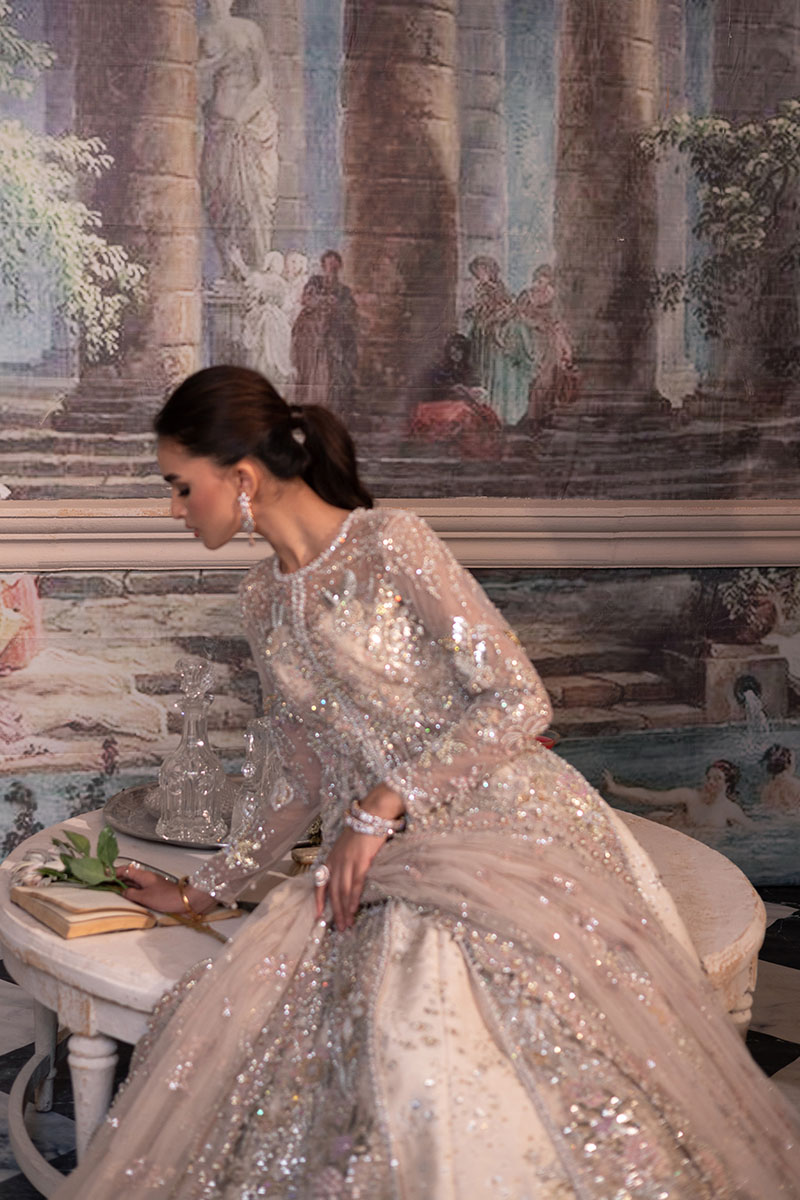 Pakistani Ivory Embellished Net Lehenga Set (3-Piece) - Image 10