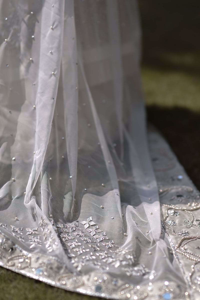 Ivory Embellished Net Bridal Lehenga Set (3-Piece) - Image 7