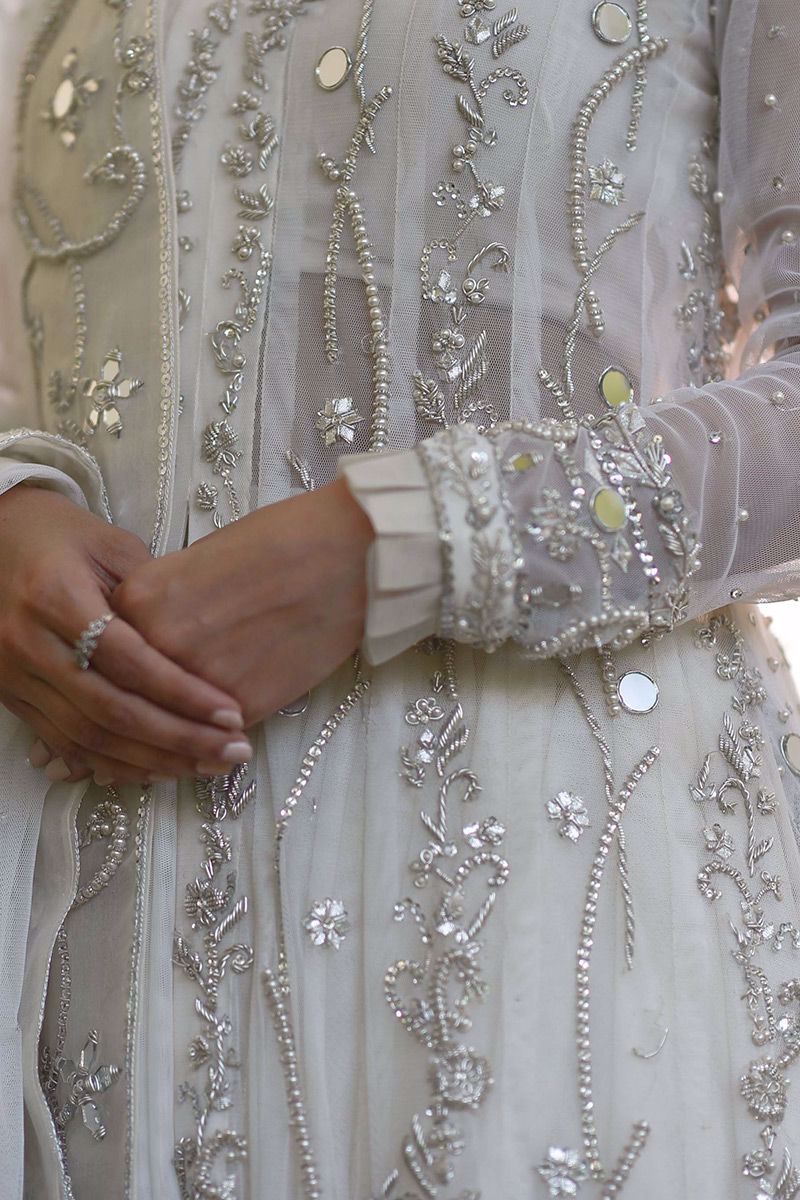 Ivory Embellished Net Bridal Lehenga Set (3-Piece) - Image 8