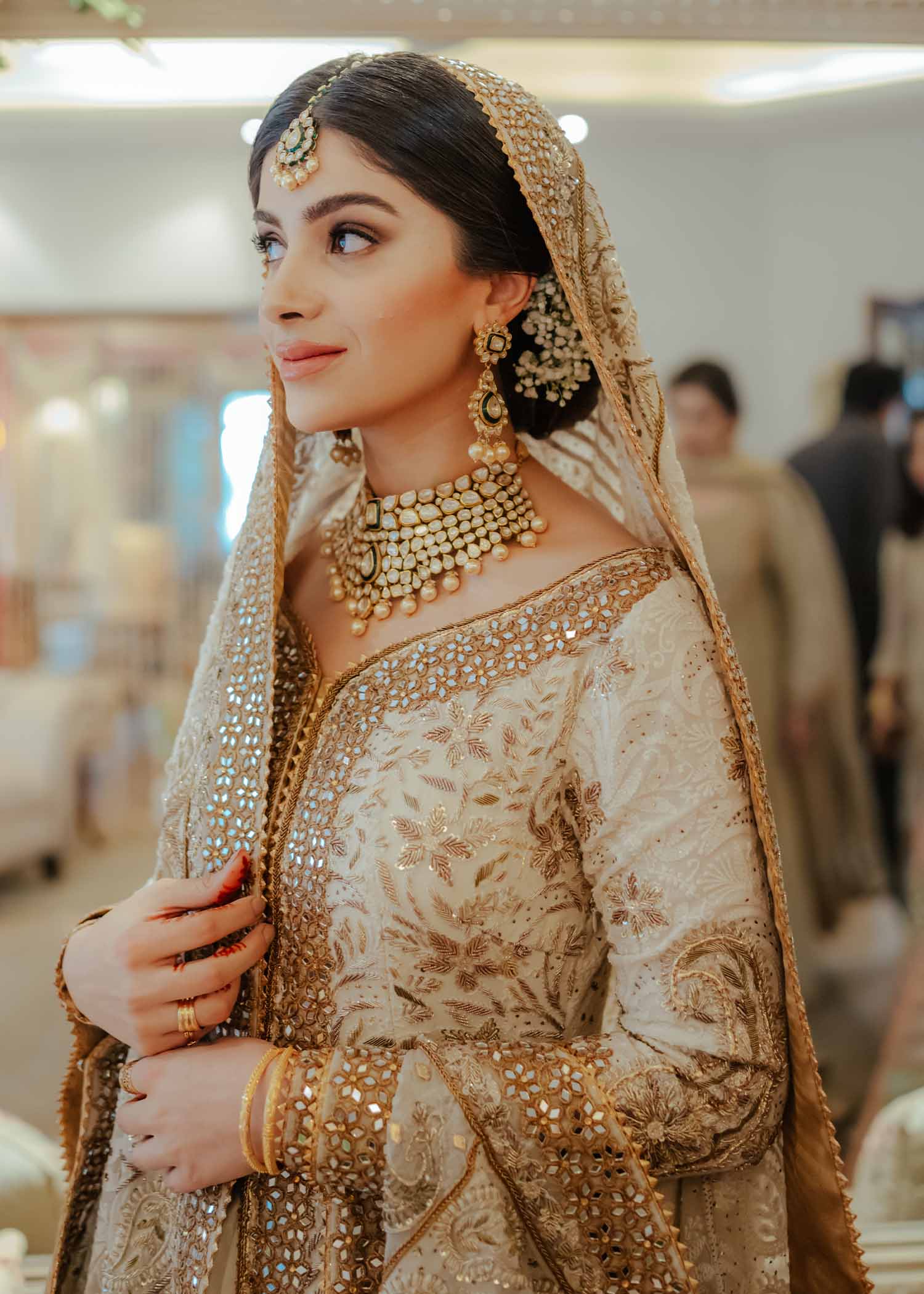 Pakistani Ivory Mukaish & Sheesha Net Bridal Lehenga (3-Piece) - Image 2