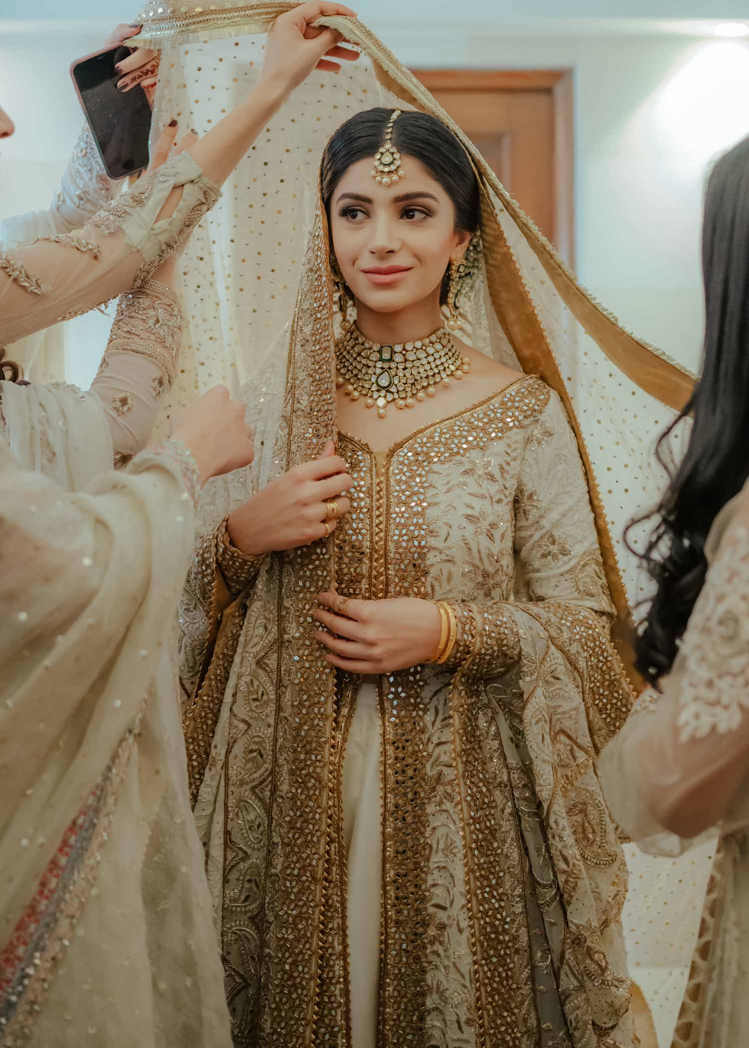 Pakistani Ivory Mukaish & Sheesha Net Bridal Lehenga (3-Piece) - Image 4