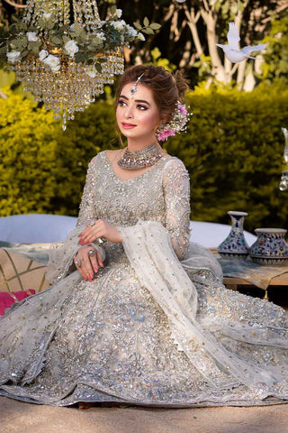 Ivory Embellished Net Bridal Lehenga (3-Piece) - Image 3