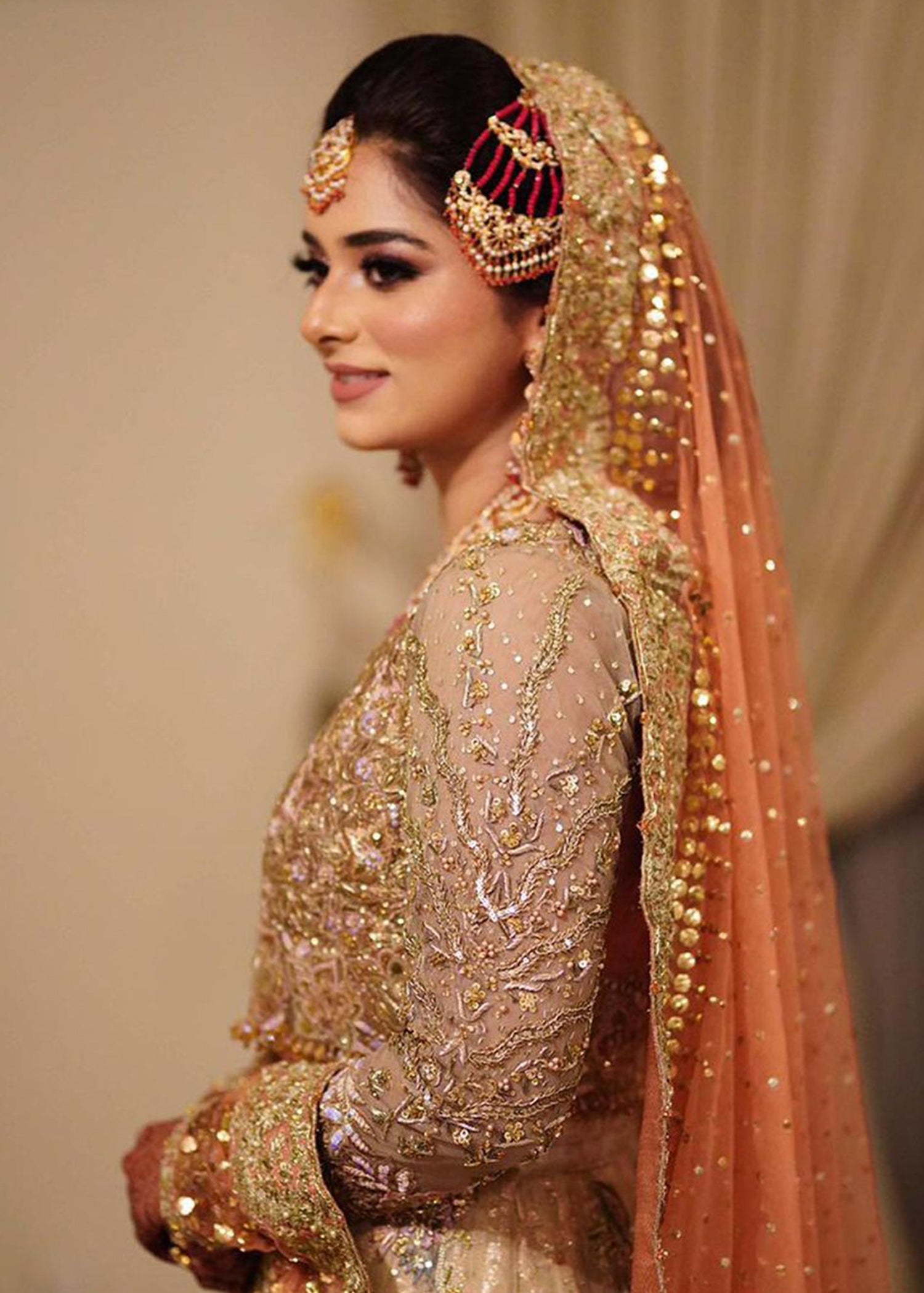 Pakistani Peach Ivory Embellished Net Organza Bridal Lehenga (3-Piece) - Image 5