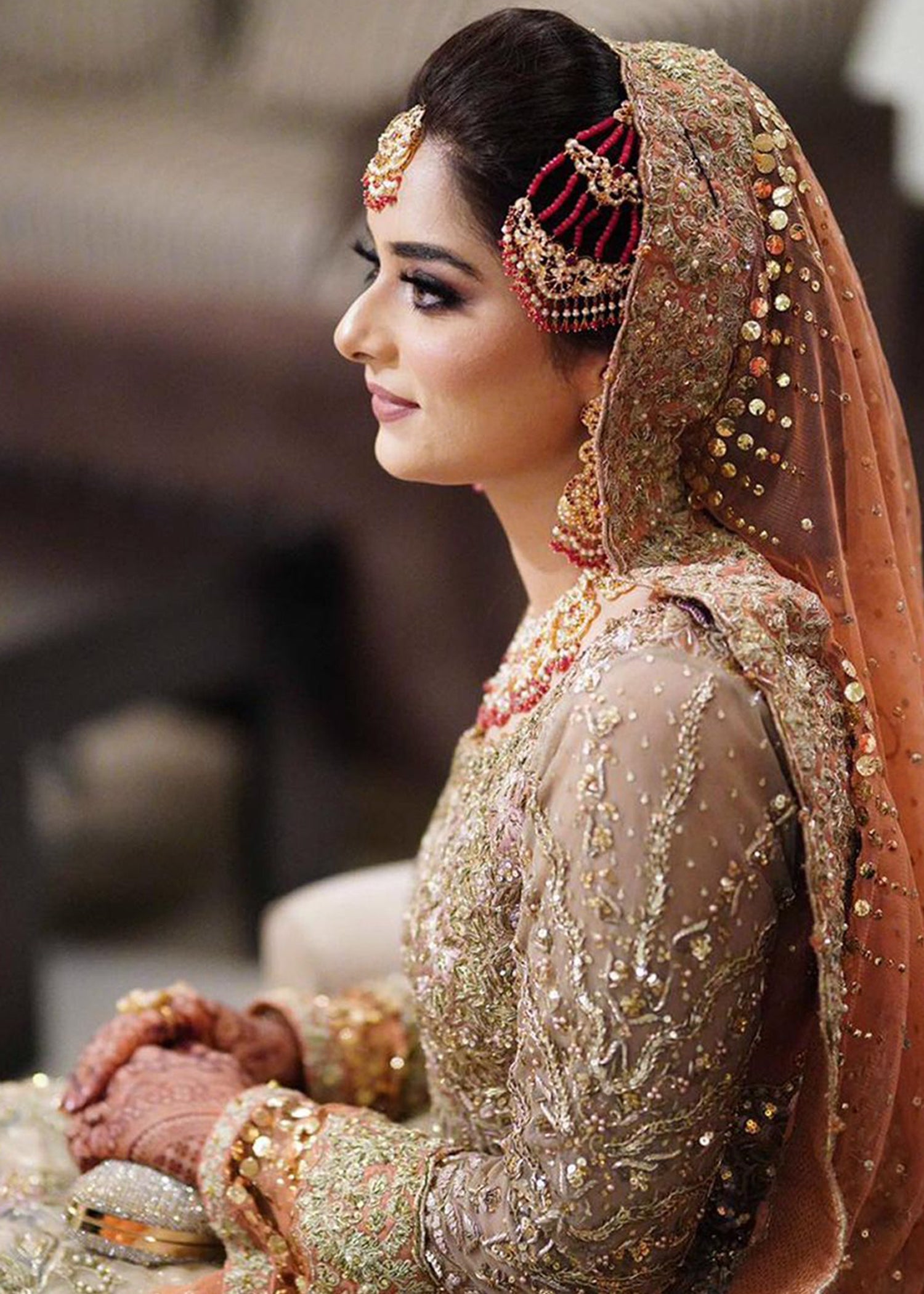 Pakistani Peach Ivory Embellished Net Organza Bridal Lehenga (3-Piece) - Image 7