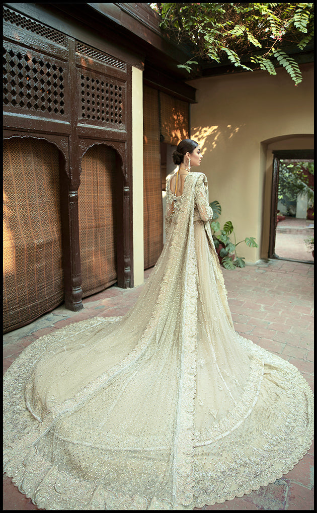 Pakistani Ivory Mint Embellished Net Bridal Lehenga (3-Piece) - Image 6