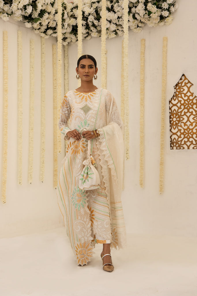 Pakistani Off-White Embroidered Organza Lehenga Set (3-Piece) - Image 1