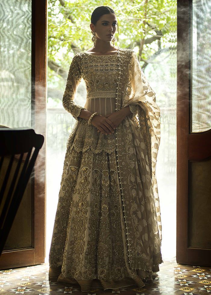 Antique White & Gold Handworked Meysori Organza Lehenga (3-Piece) - Image 4