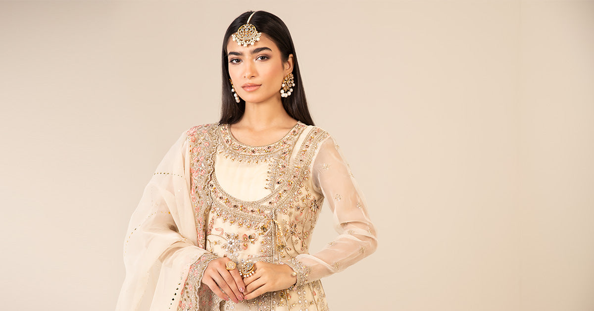 Off-White Hand-Embellished Organza Angrakha Lehenga (3-Piece) - Image 11