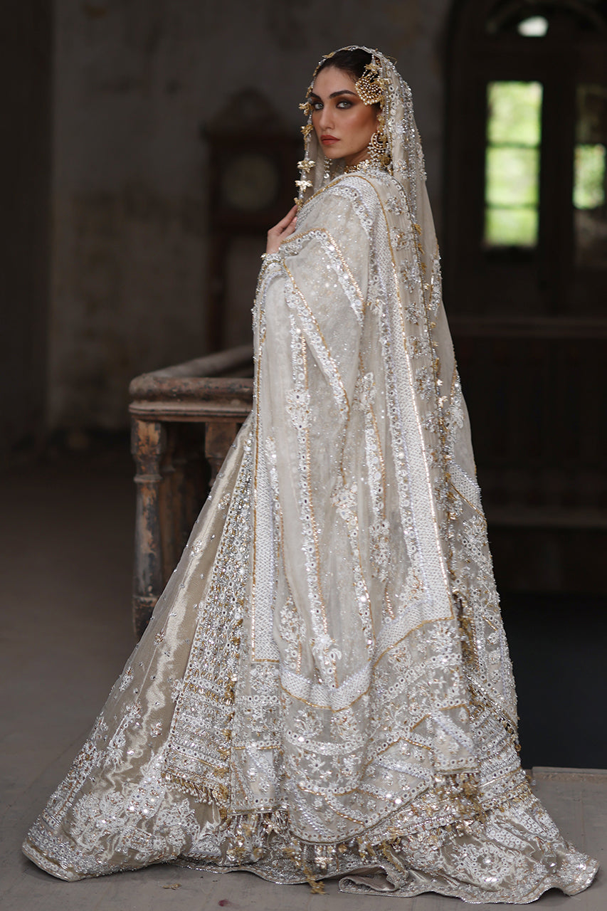 Ivory Gold Embroidered Organza Bridal Lehenga (3-Piece) - Image 2