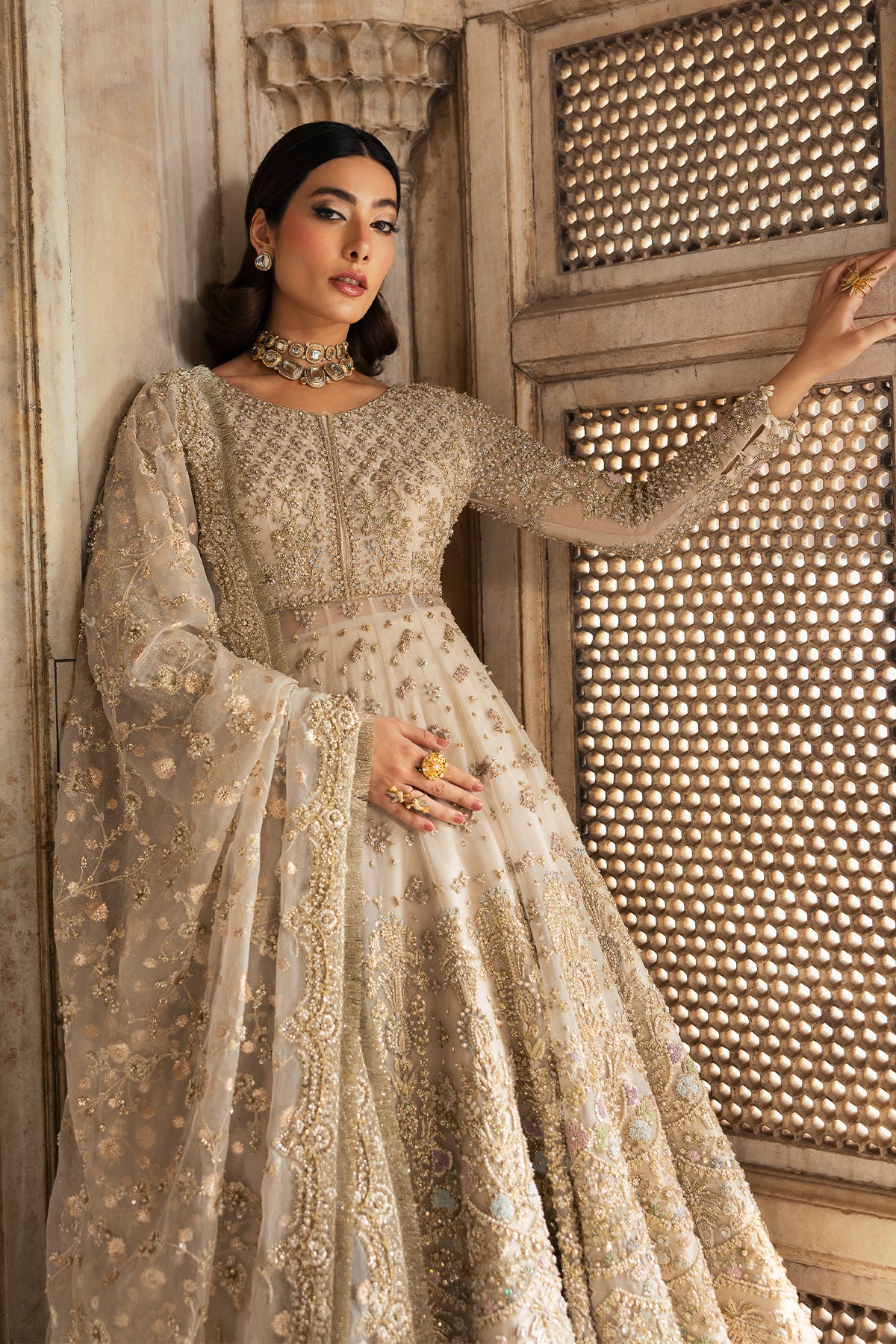 Pakistani Off-White Zardozi Resham Organza Lehenga (3-Piece) - Image 6