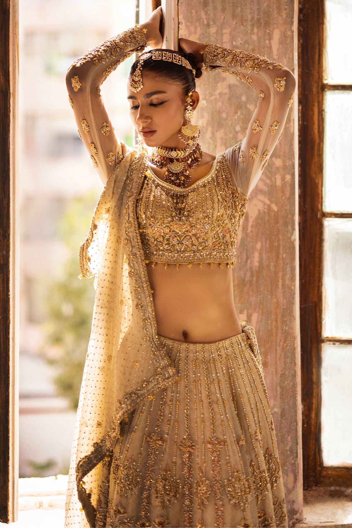 Ivory Zardozi Net & Organza Lehnga Choli (3-Piece) - Image 6