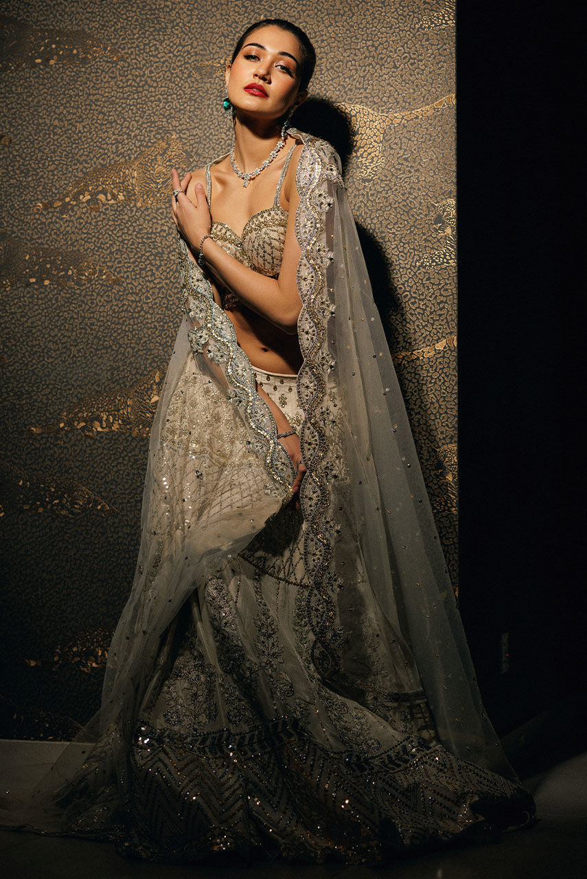 Pakistani Ivory Hand-Embellished Raw Silk Bridal Lehnga Choli (3-Piece) - Image 4