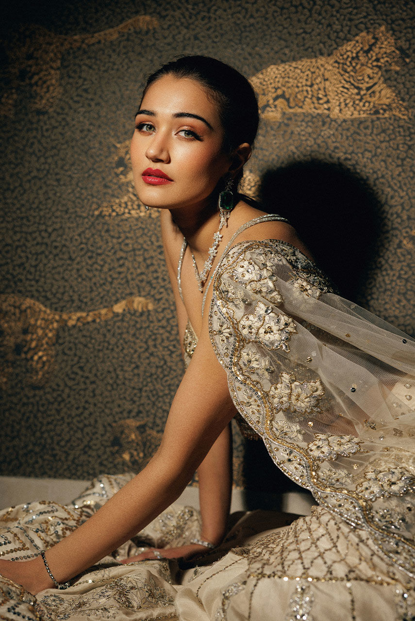 Pakistani Ivory Hand-Embellished Raw Silk Bridal Lehnga Choli (3-Piece) - Image 7