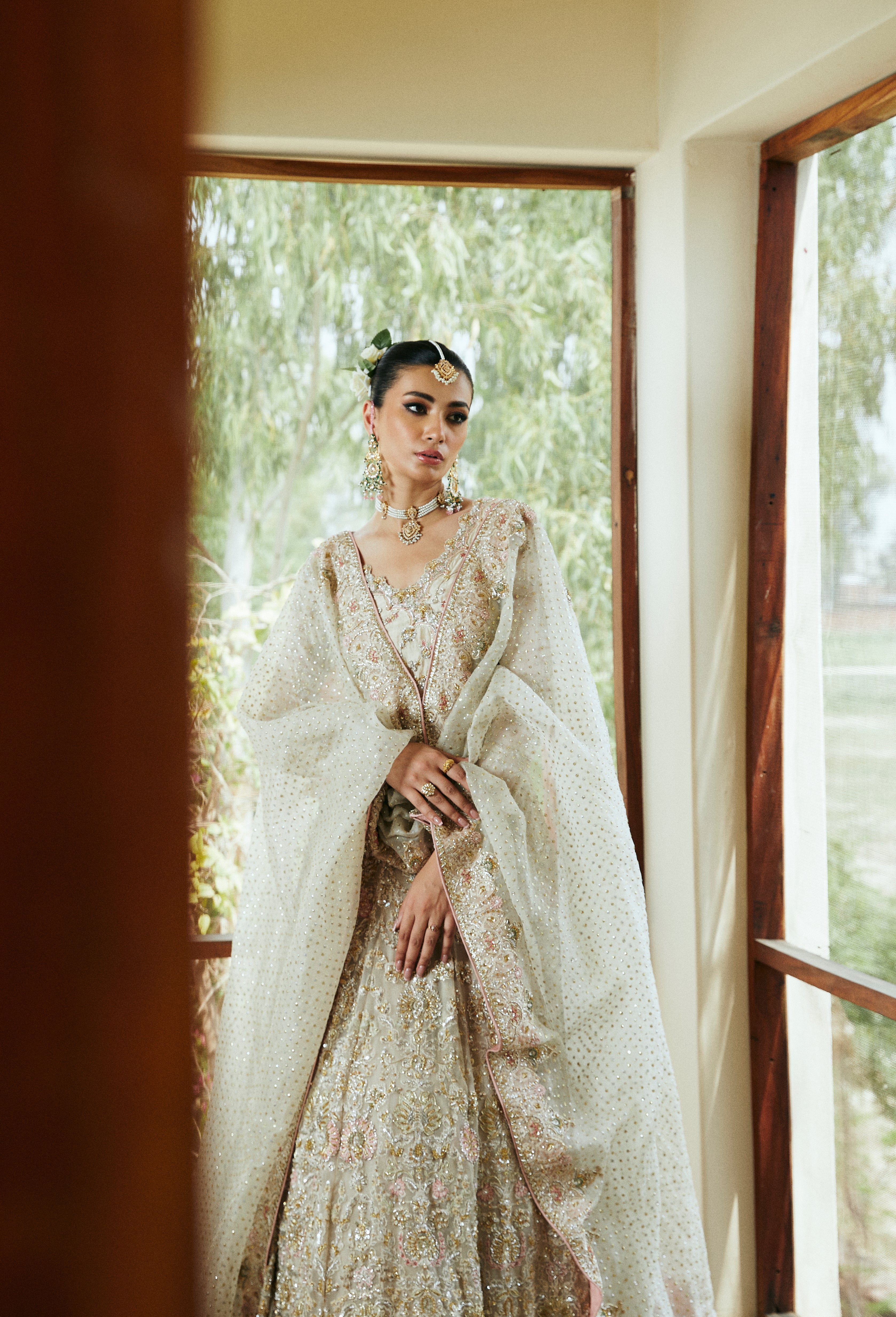 Pakistani Ivory Hand-Embellished Raw Silk Lehenga Choli (3-Piece) - Image 2