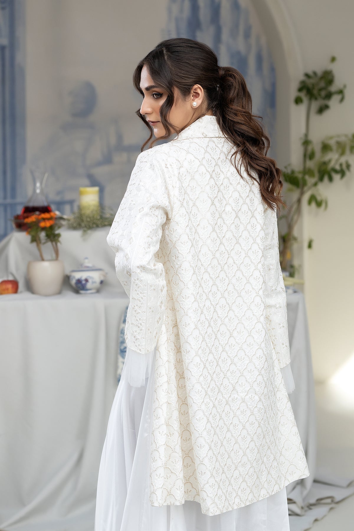 Pakistani Ivory Tilla Embroidered Raw Silk Jacket & Skirt (3-Piece) - Image 6