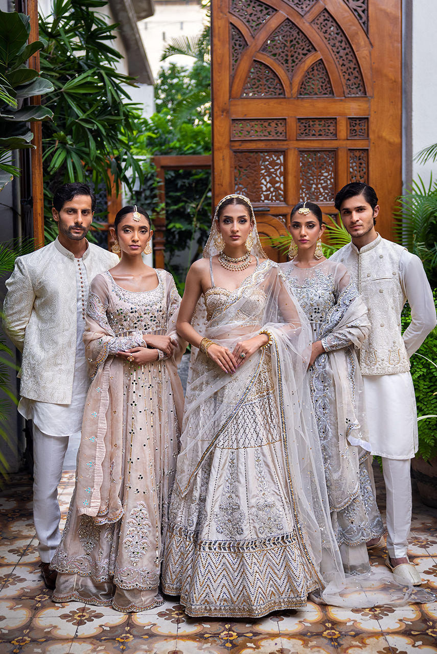 Ivory Zardozi Raw Silk Bridal Lehnga Choli (3-Piece) - Image 6