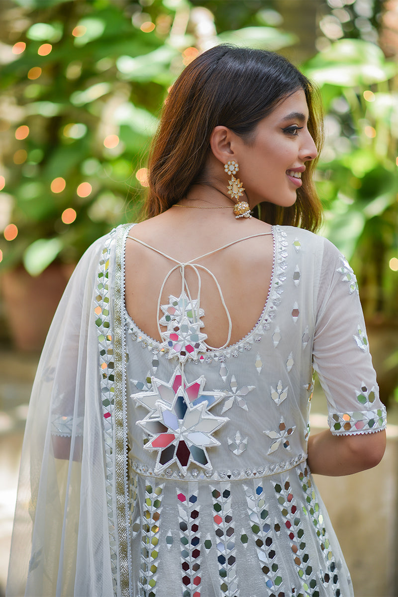 Pakistani Ivory Resham Mirror-Worked Net Kalidar Lehenga (3-Piece) - Image 5