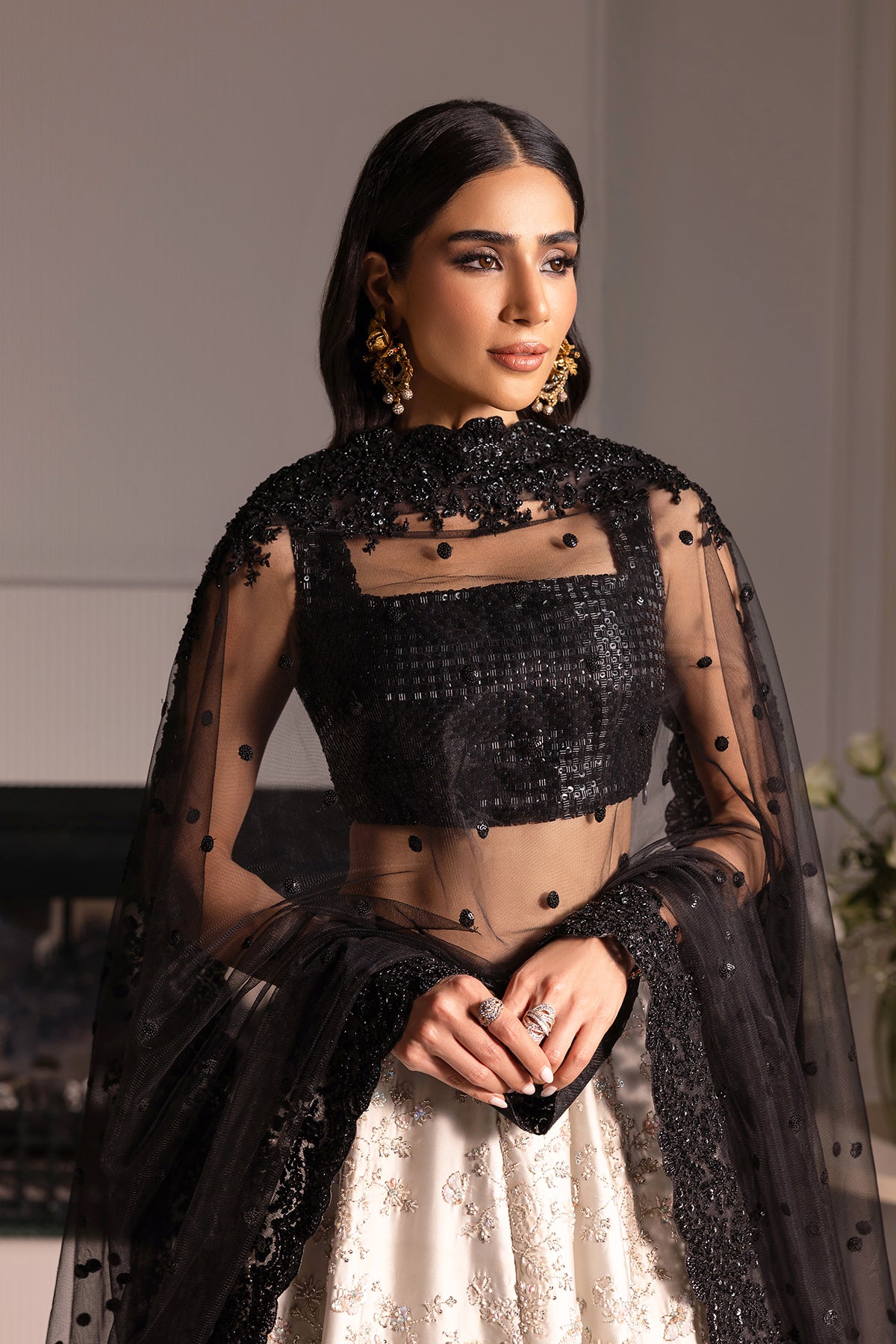 Black and Ivory Ganga Jamni Zardozi Lehenga (3-Piece) - Image 9