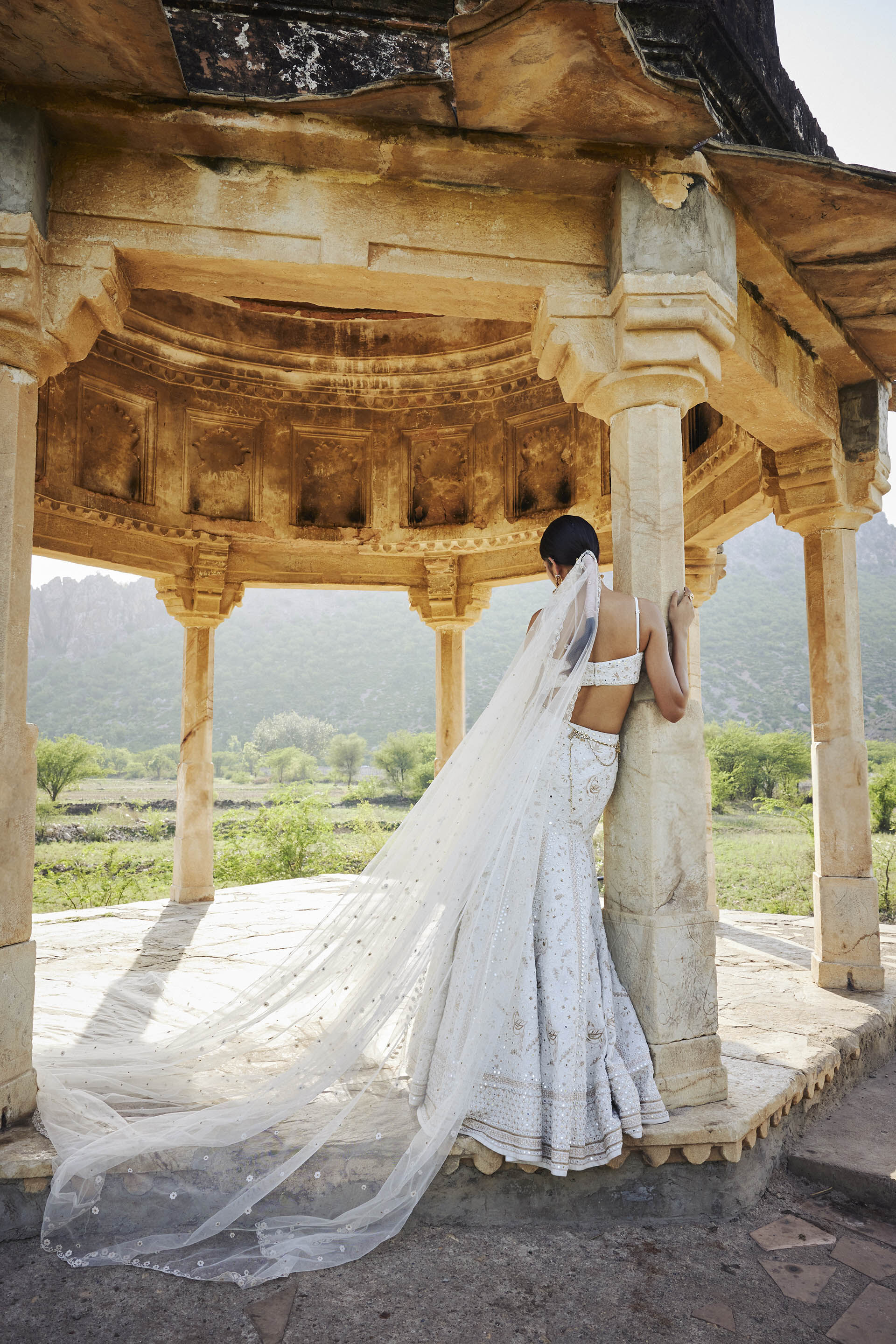 Indian Ivory Mirror & Zardozi Silk Lehenga (3-Piece) - Image 7