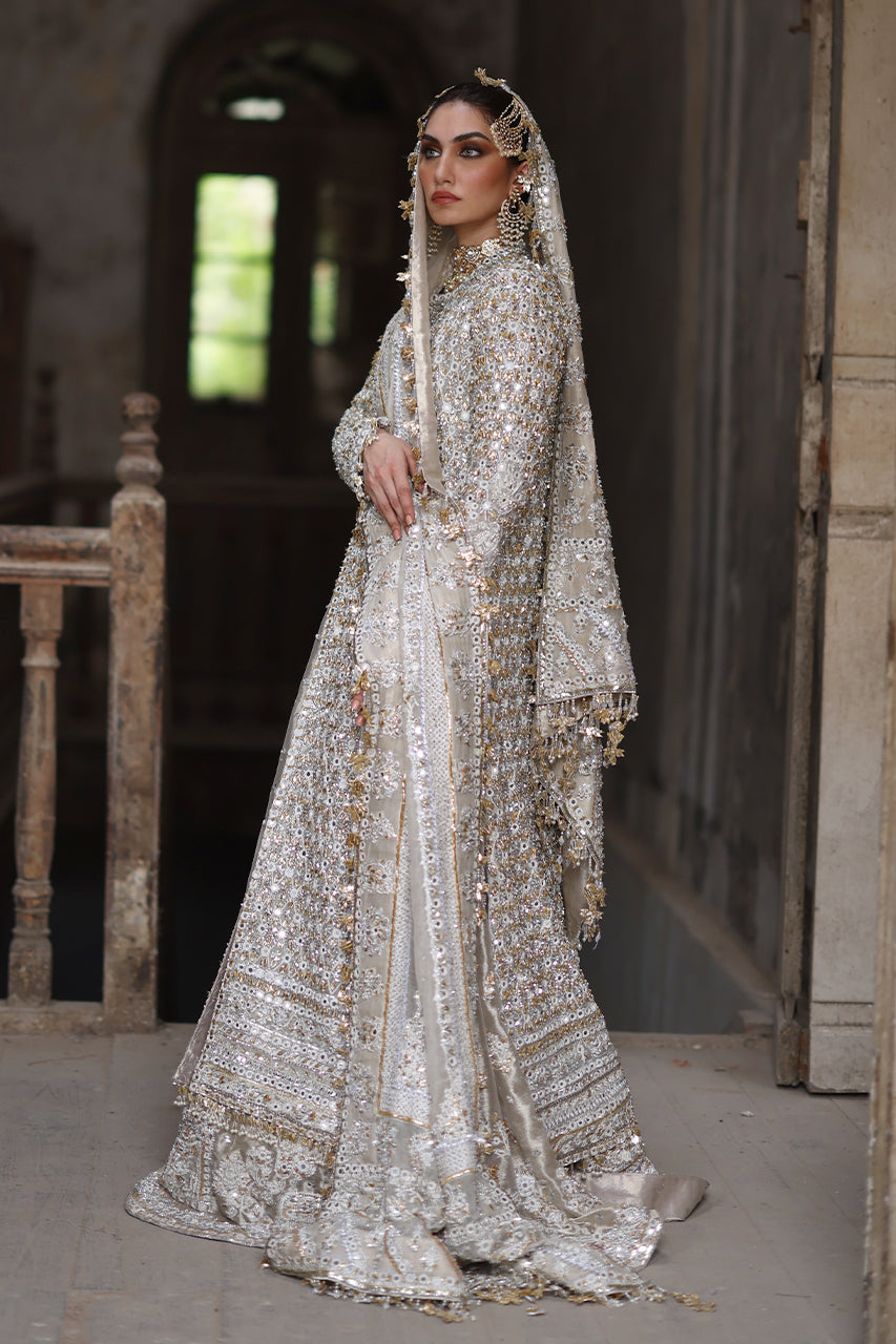 Ivory Gold Embroidered Organza Lehenga Choli (3-Piece) - Image 1