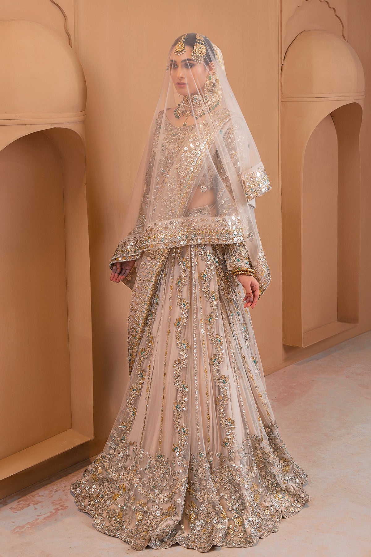 Ivory Ganga-Jamni Embroidered Tulle Bridal Lehenga (3-Piece) - Image 2