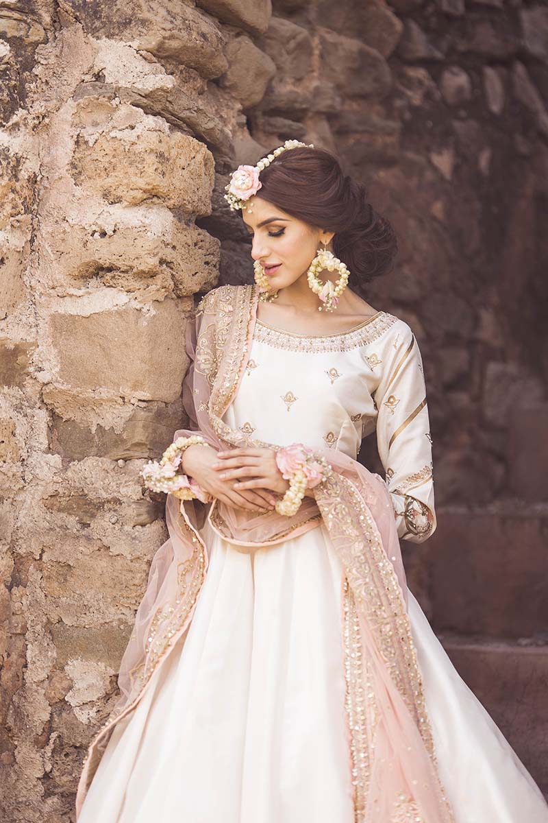 Pakistani Ivory Screen-Printed Raw Silk Maxi (2-Piece) - Image 4